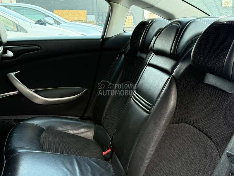 Citroen C5 - fotografija 14