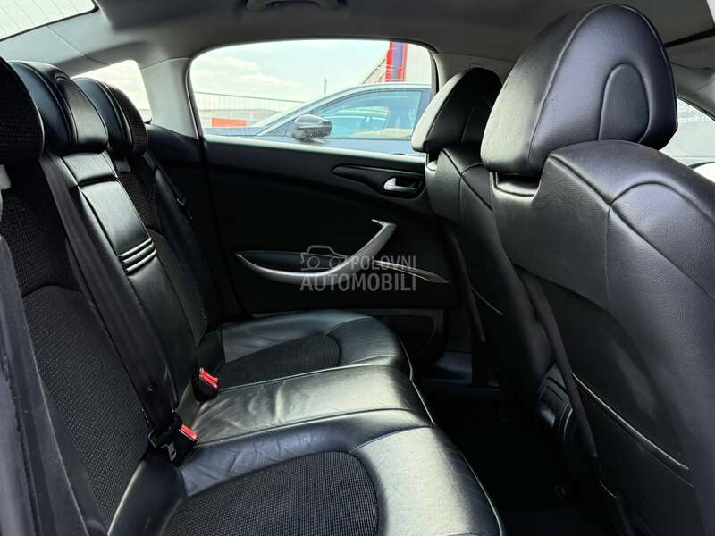 Citroen C5 - fotografija 20