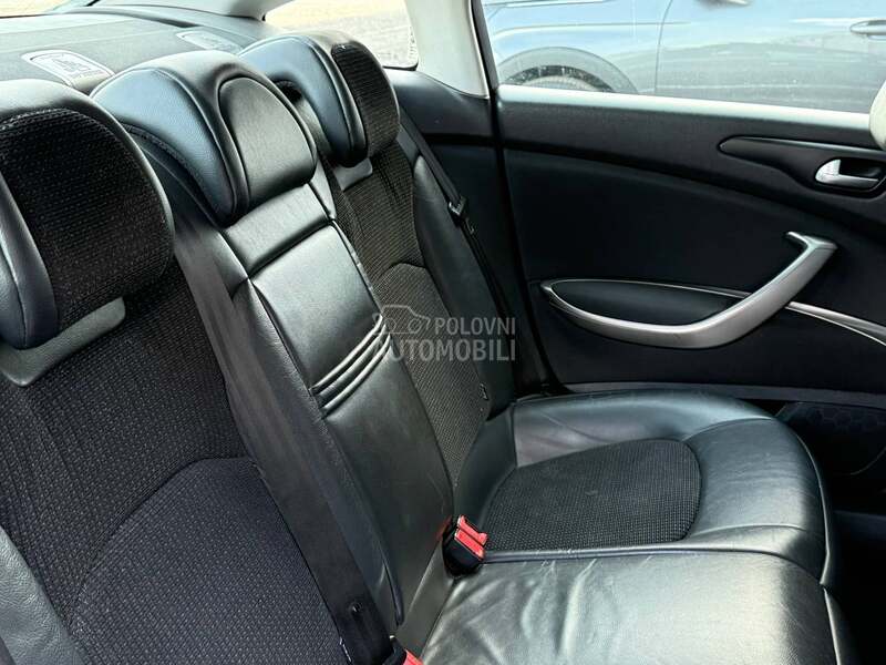 Citroen C5 - fotografija 22