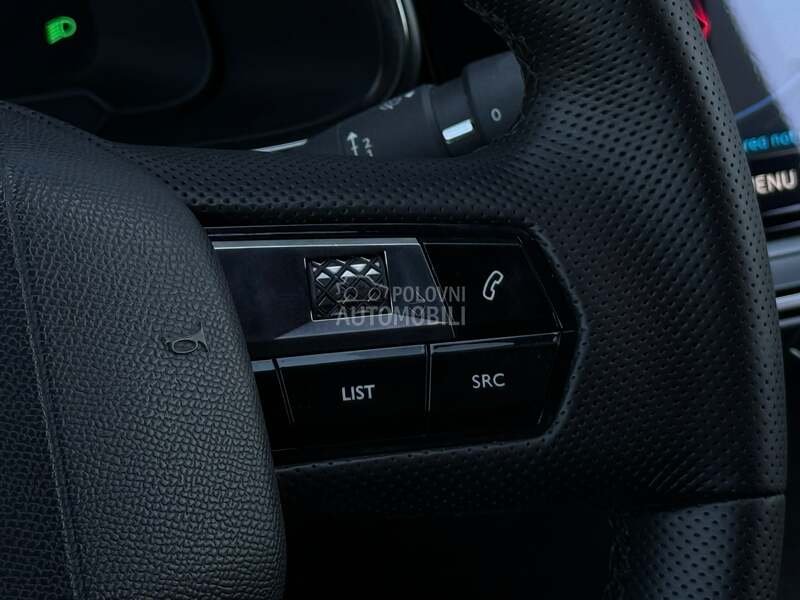 Citroen DS7 - fotografija 35