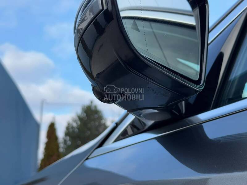 Mercedes-Benz E 220 - fotografija 29