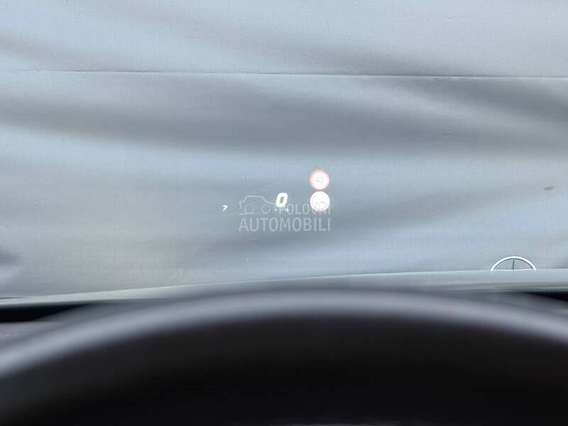 Mercedes-Benz E 220 - fotografija 48