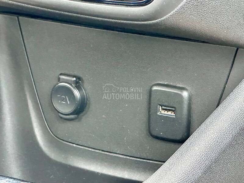 Opel Crossland X - fotografija 30