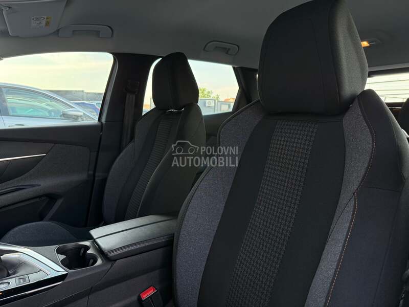 Peugeot 3008 - fotografija 11