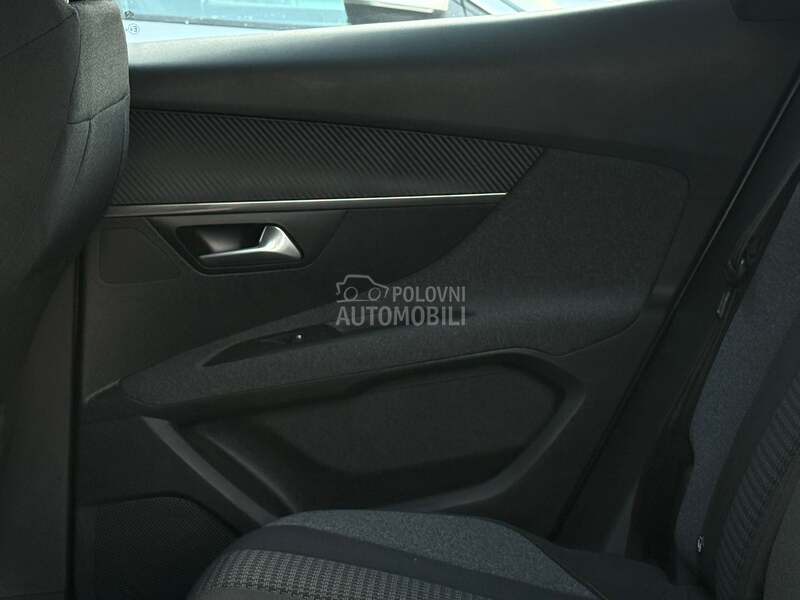Peugeot 3008 - fotografija 15