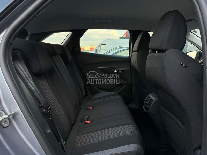 Peugeot 3008 - fotografija 23