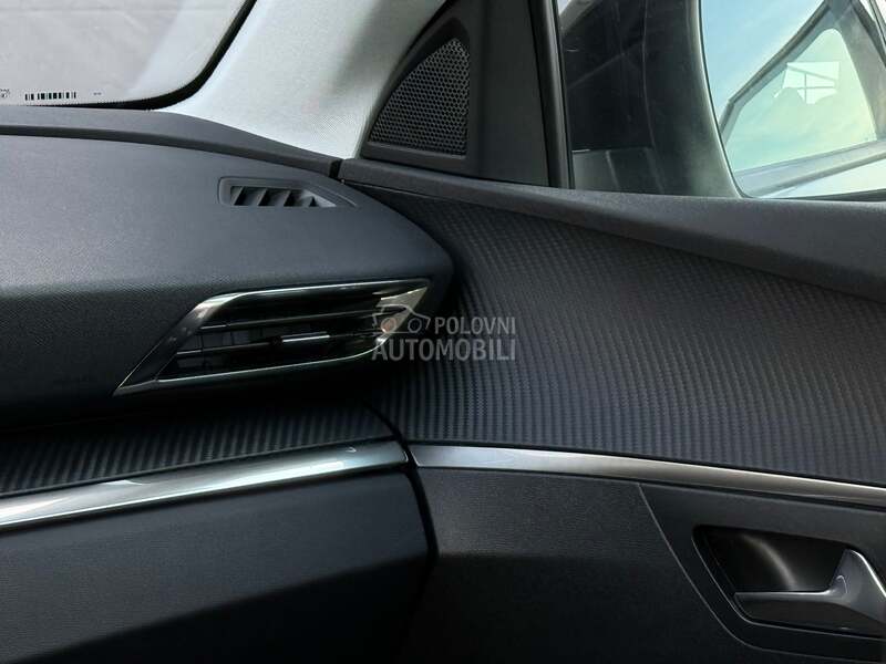 Peugeot 3008 - fotografija 34