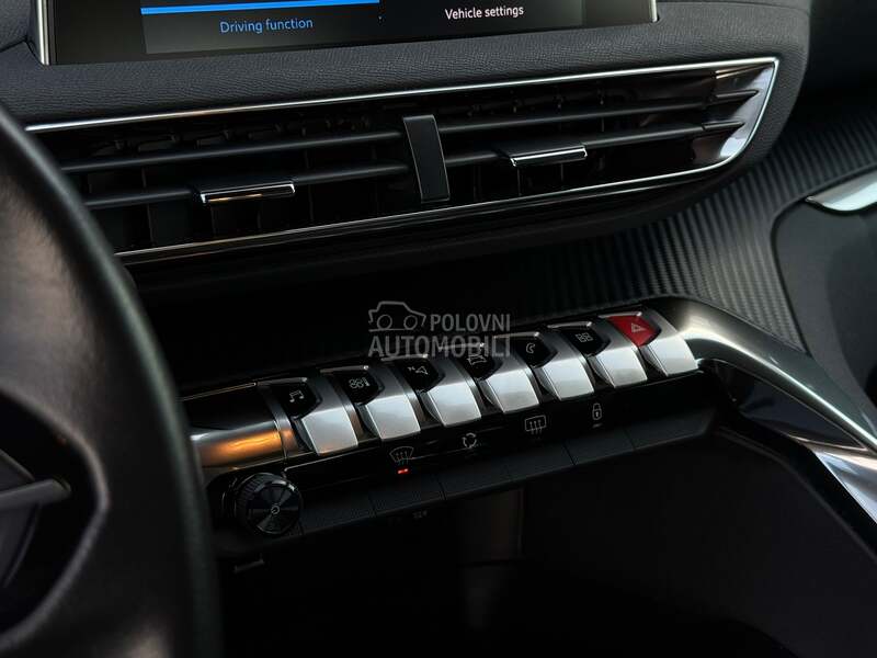 Peugeot 3008 - fotografija 39