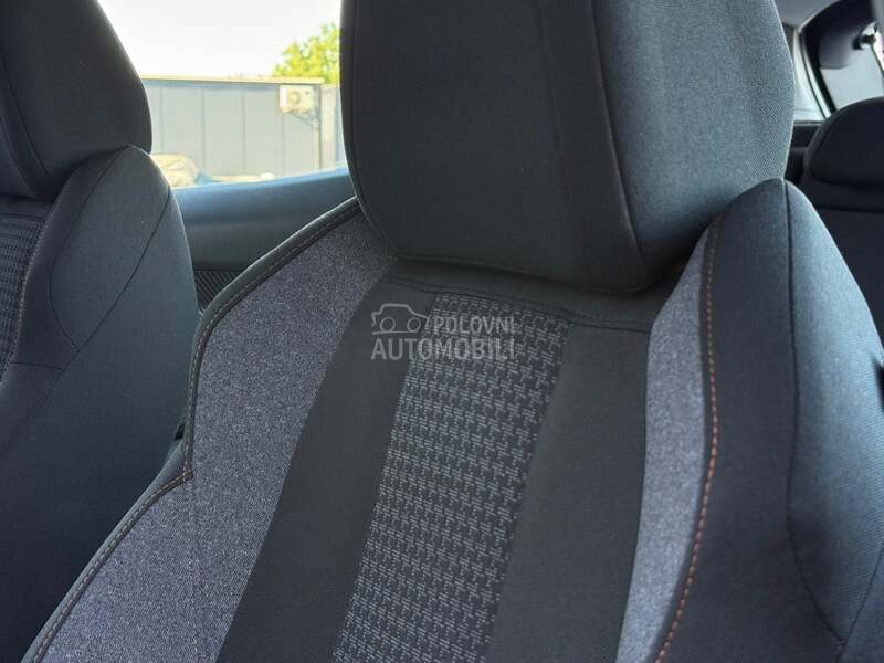 Peugeot 3008 - fotografija 16