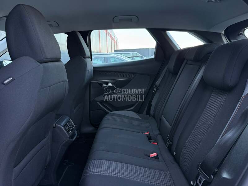 Peugeot 3008 - fotografija 17