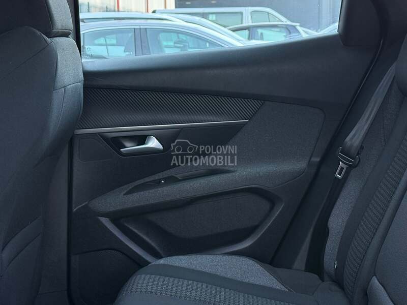 Peugeot 3008 - fotografija 18