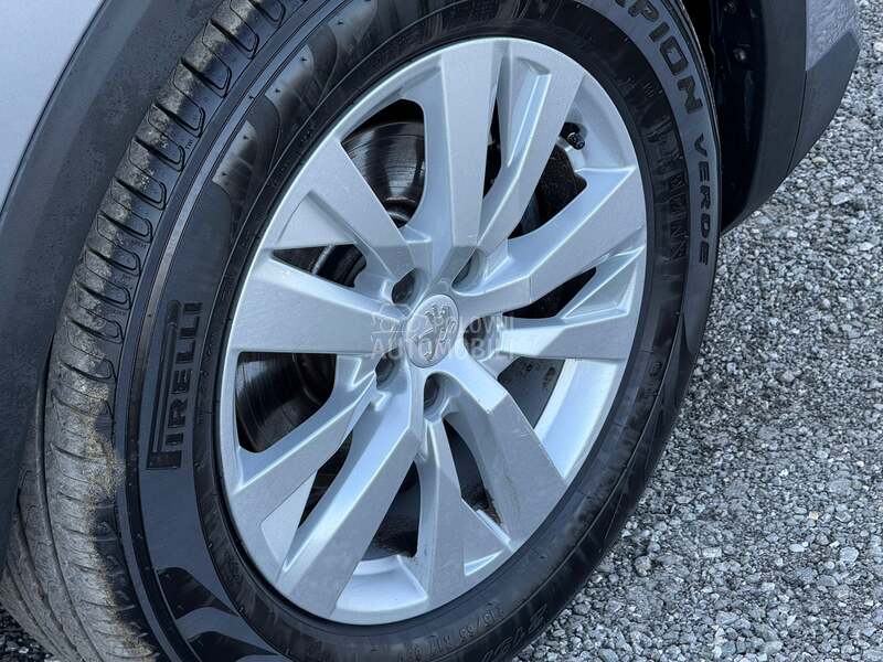 Peugeot 3008 - fotografija 46