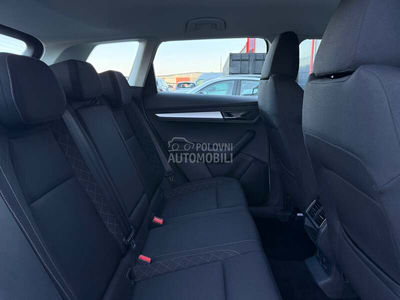 Škoda Karoq - fotografija 27