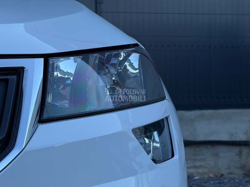 Škoda Karoq - fotografija 45