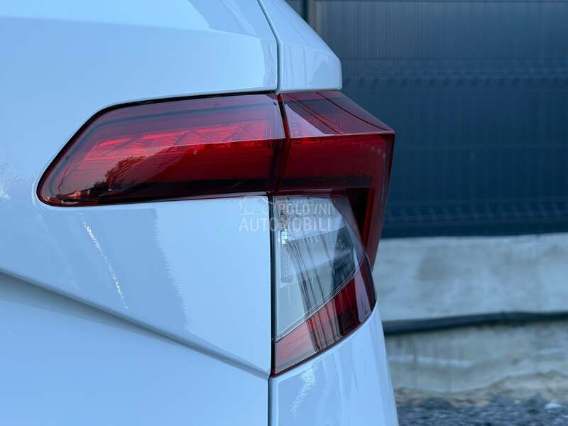 Škoda Karoq - fotografija 47