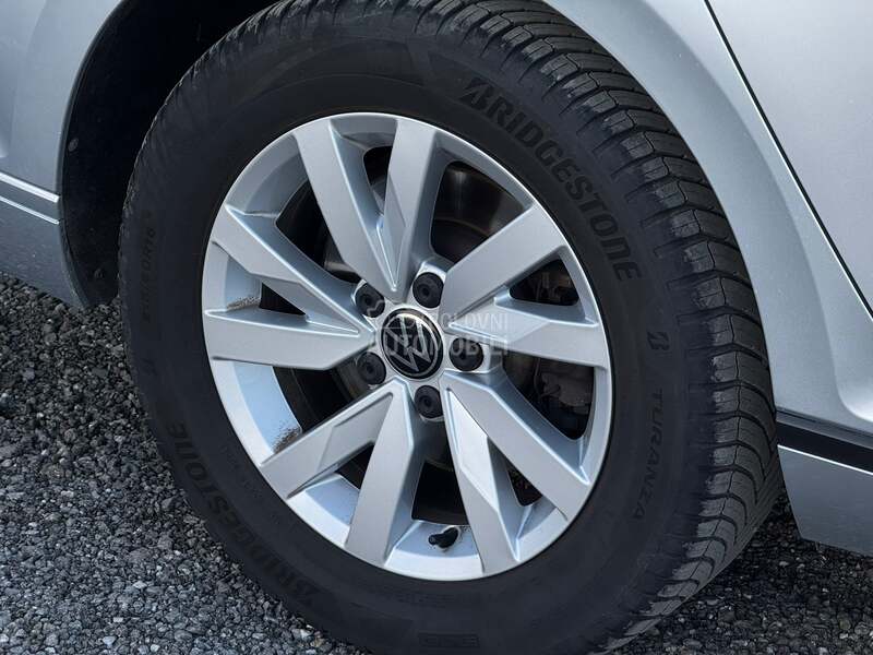 Volkswagen Passat B8 - fotografija 47