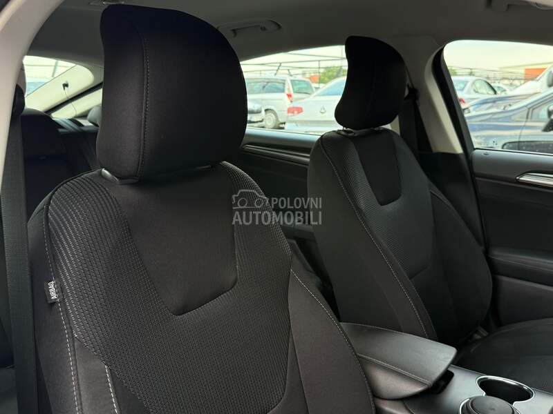 Ford Mondeo - fotografija 25