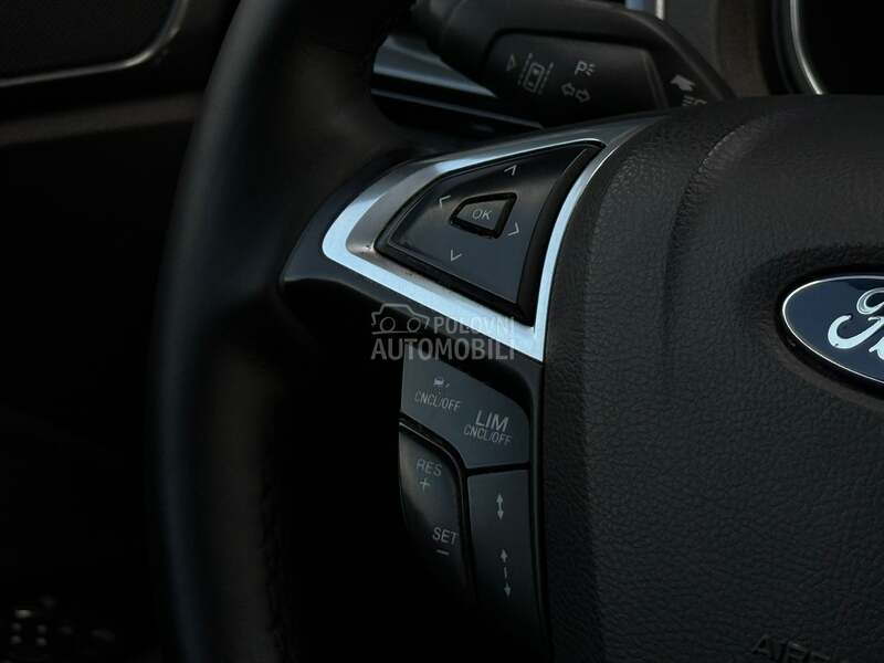 Ford Mondeo - fotografija 35