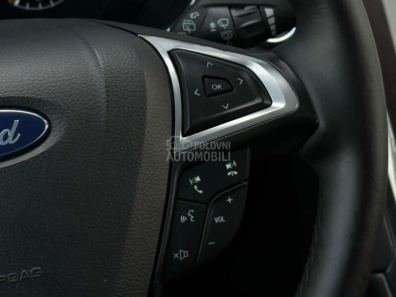 Ford Mondeo - fotografija 36