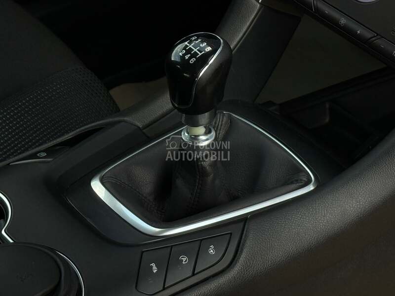 Ford Mondeo - fotografija 43