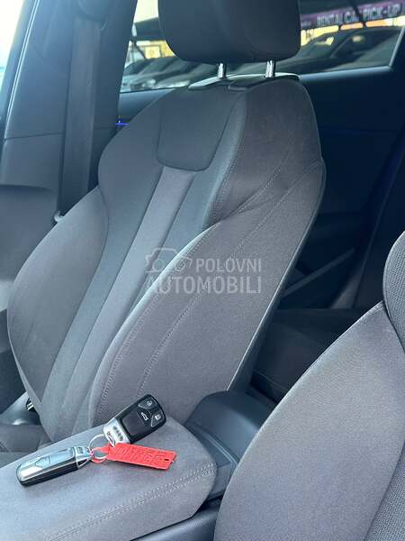 Audi A4 - fotografija 11