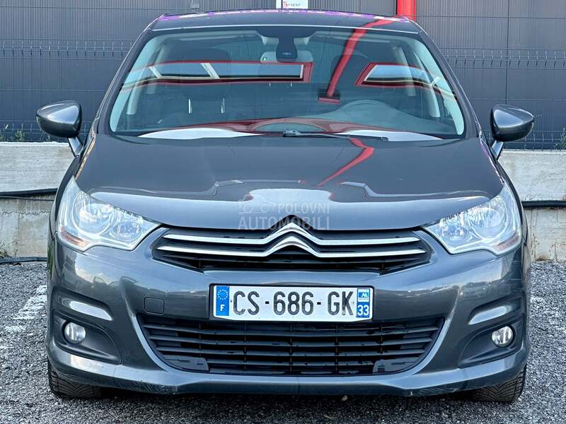Citroen C4 - fotografija 1