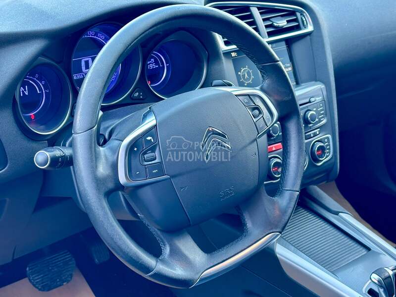 Citroen C4 - fotografija 11