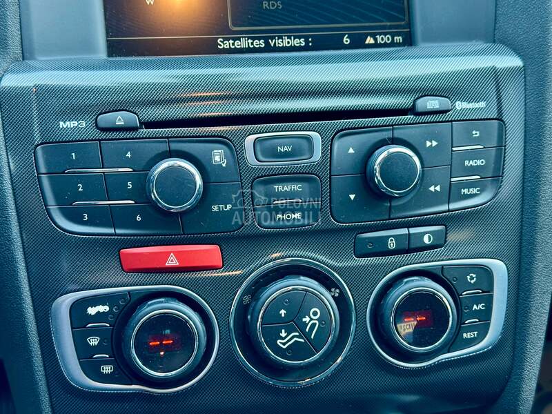 Citroen C4 - fotografija 13