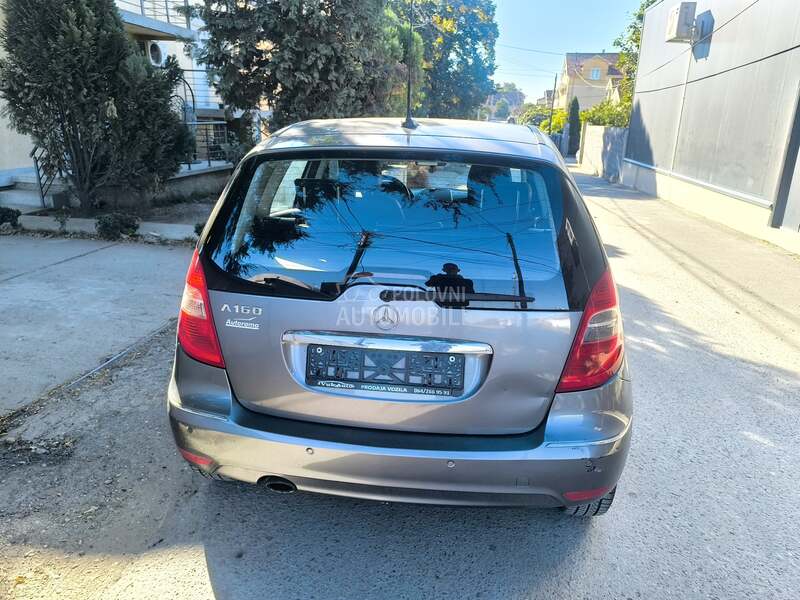 Mercedes-Benz A 160 - fotografija 6