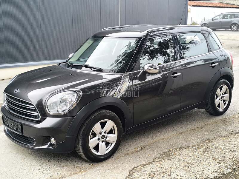 MINI Countryman - fotografija 1