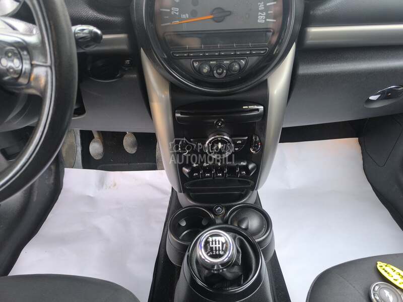 MINI Countryman - fotografija 24