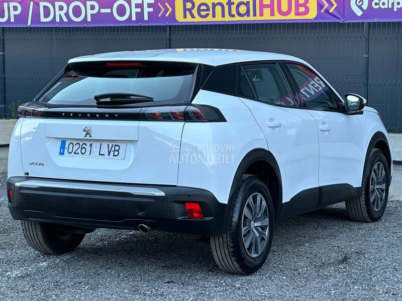 Peugeot 2008 - fotografija 11