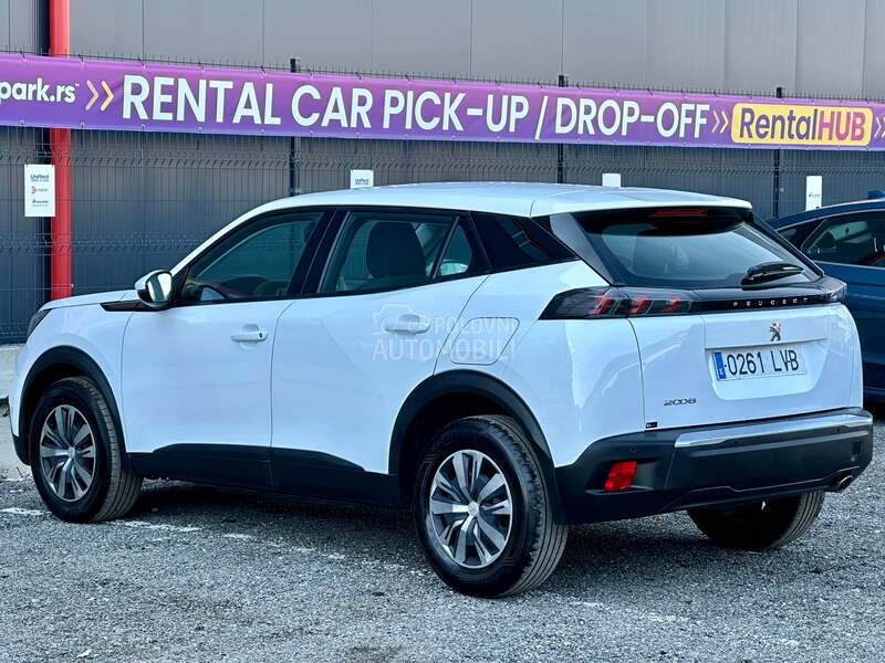 Peugeot 2008 - fotografija 10