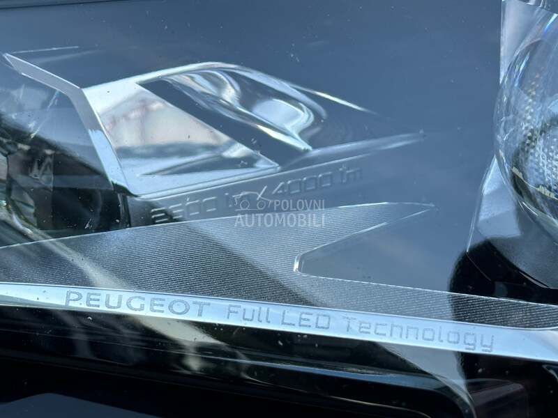 Peugeot 3008 - fotografija 23