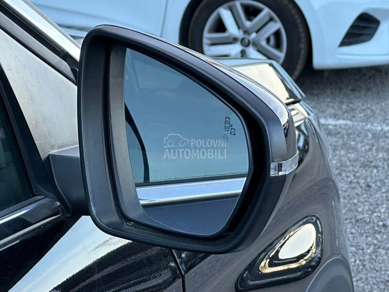 Peugeot 3008 - fotografija 24